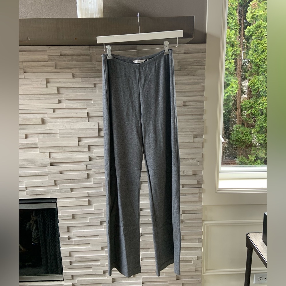 Derek Andrews Clothes lounge pants